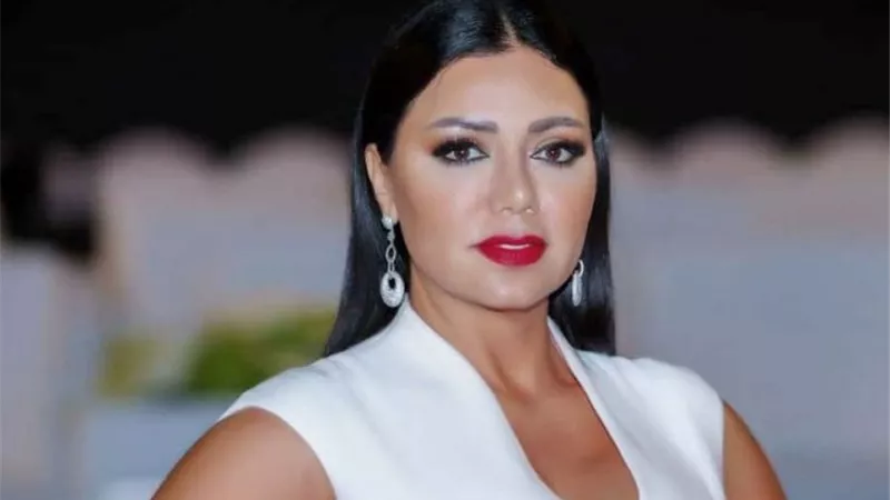شاهد ..رنيا يوسف بعد اصابة انفها