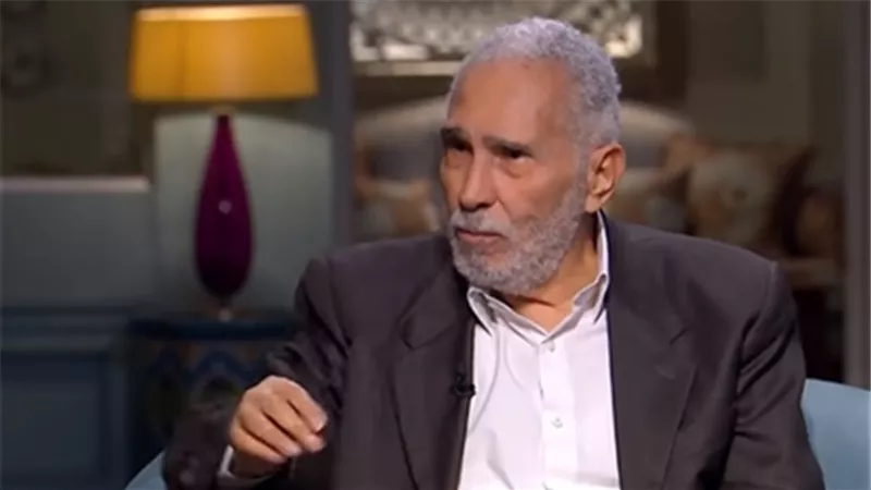 نجل عبد الرحمن أبو زهرة يكشف تفاصيل أزمة والده الصحية الأخيرة.. فيديو