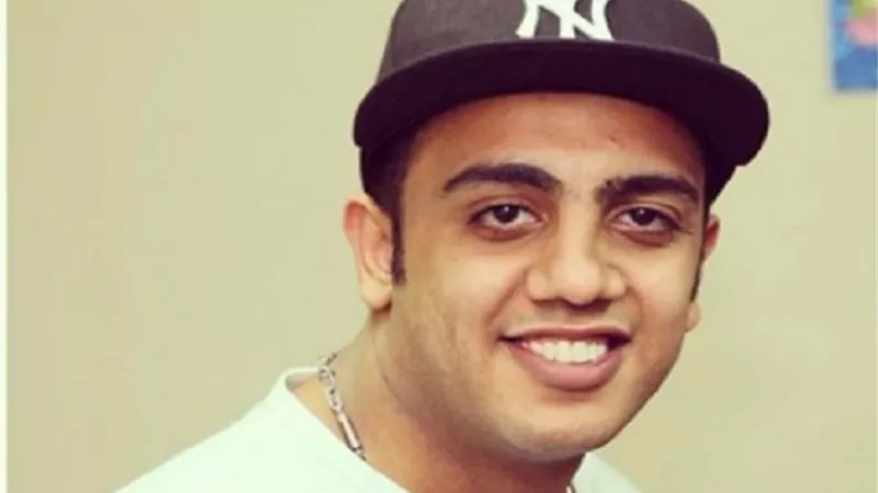 شاهد.. أوس أوس يداعب متابعيه ويعلق : لو كنت طويل كنت هبقى أحمد عز الجيل