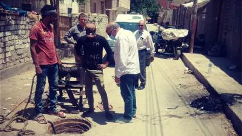 رئيس مياه القناة: حملة مكبرة لتطهير شبكات الصرف الصحي بالقنطرة شرق