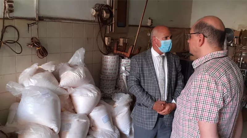وكيل صحة الغربيه يقود حمله لضبط مصنع لتعبئة المكملات الغذائيه بطنطا