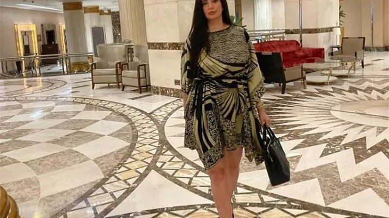 بسنت النبراوى تخطف الأنظار بإطلالة أنيقة ..شاهد