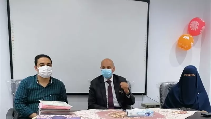 وكيل وزارة الصحة بالشرقية يكرم المتميزين بفرق الجودة بالإدارات والمستشفيات