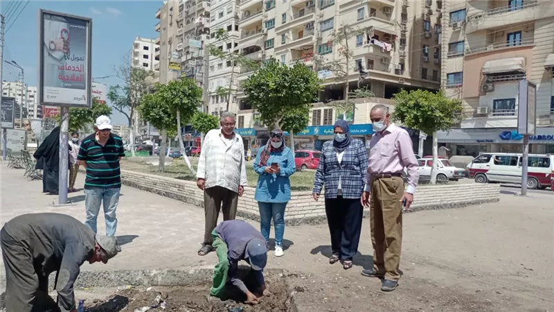الغندور تتابع اعمال رفع كفاءة الشوارع بأحياء المنصورة