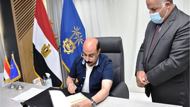 اعرف النتيجة برقم الجلوس.. محافظ أسوان يعتمد نتيجة الشهادة الإعدادية بنسبة نجاح 80.3 %