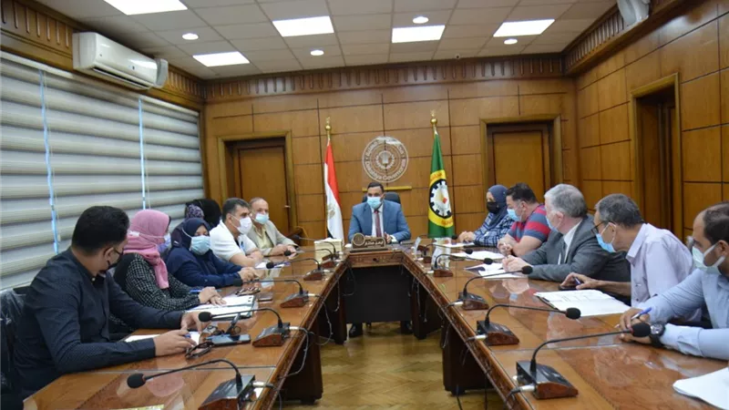 محافظ الدقهلية يتابع مراحل التنفيذ لاعمال تطوير العشوائيات بالمحافظة