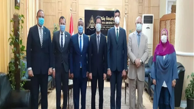 وفد من متدربي البرنامج الرئاسي يزور جامعة بنها