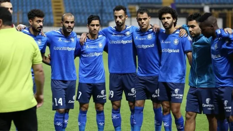 سموحة يصدم لاعبيه بعد الفوز على بيراميدز.. وتعليق مثير من فرج عامر على رمضان صبحي