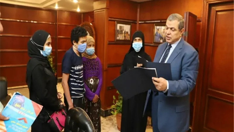 صرف أول بوليصة تأمين على الحياة لأسرة عامل غير منتظم توفي أثناء عمله