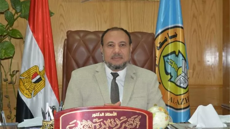إنشاء فرع للبنك الأهلى داخل الحرم الجامعى لكليات البنات بأسيوط.. بالصور
