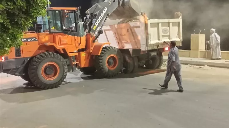 حملة نظافة بشوارع إسنا جنوب الأقصر