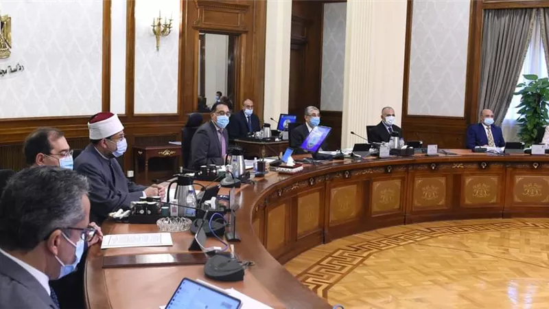 الوزراء: إسناد تنفيذ المرحلة الثانية من مشروع القطار الكهربائى لشركة صينية
