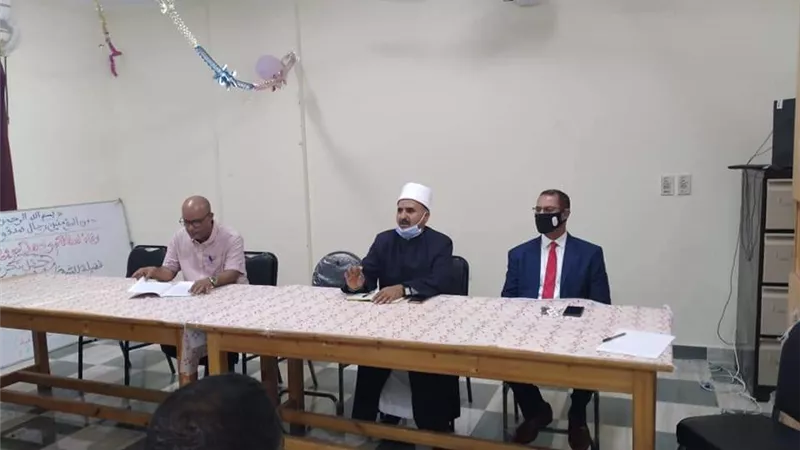 مؤمن الهواري يلتقى برؤساء ومساعدي لجان امتحانات الشهادة الثانوية الأزهرية بالبحرالأحمر