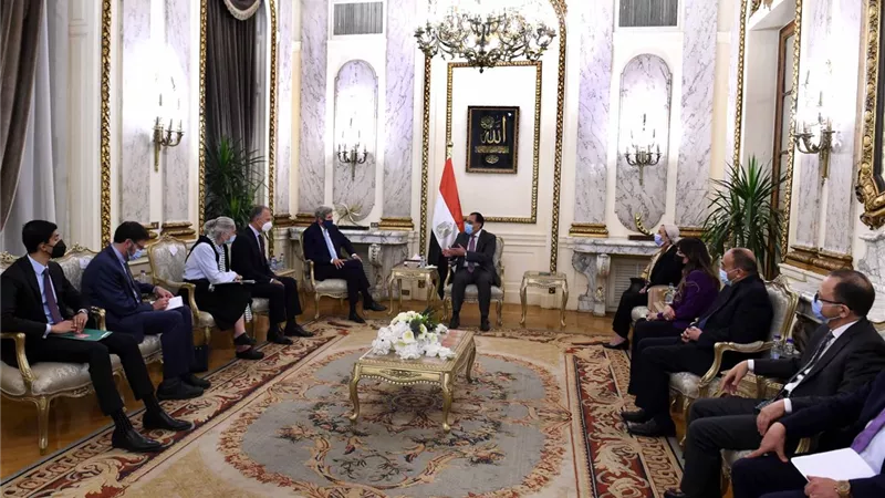 جون كيري يوجه الشكر للرئيس السيسي علي ما لمسه من التزام مصري واضح بقضايا البيئة وتغير المناخ
