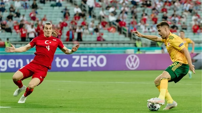 يورو2020: ويلز متقدما على تركيا بهدف فى الشوط الأول