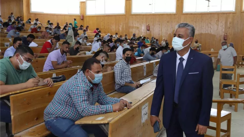 ختام المرحلة الاولى من امتحانات الكليات بجامعة جنوب الوادي