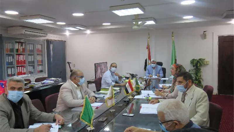 مجلس إدارة مياه المنيا يناقش الموازنة التقديرية للعام المالى ٢٠٢٢/٢٠٢١