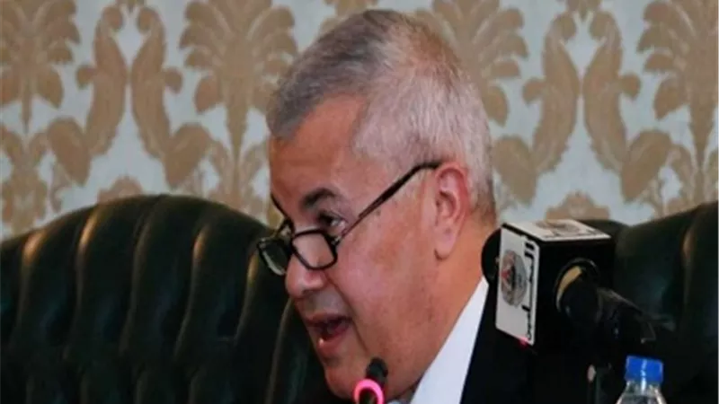 «الدستورية العليا» تهدي نقيب المحامين 5 نسخ من مجلتها الدورية