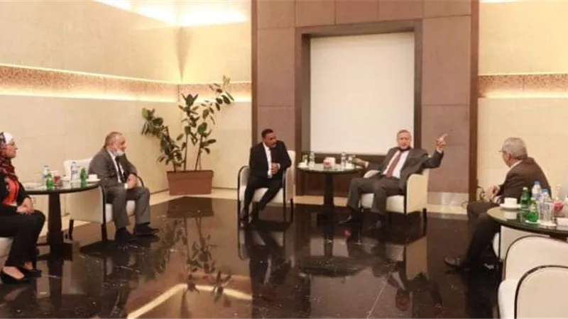 محافظ مطروح يلتقي وزير البيئة الاردني في ختام ريارته للمملكة الاردنية