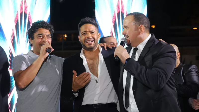 هشام عباس وحميد الشاعري يغنيان 