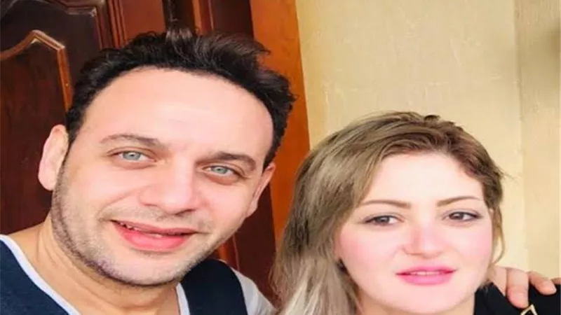 طليقه مصطفى قمر تخطف الانظار بحفل زفاف نجلها.. صور