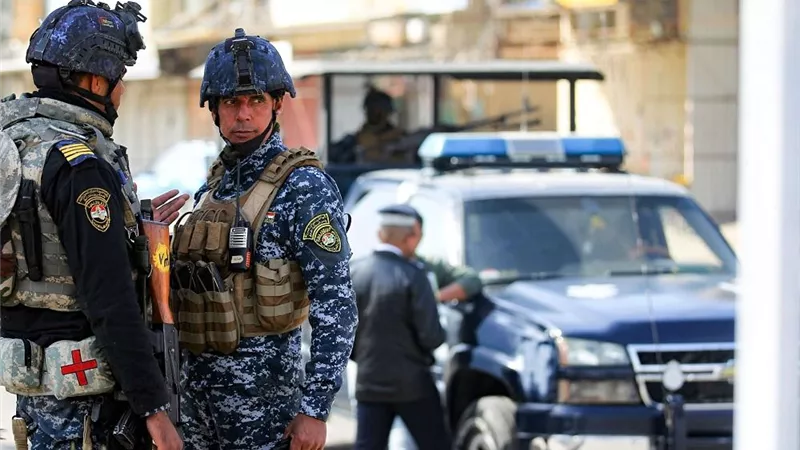 حاول والدها بيعها.. فتاة تستنجد بالشرطة