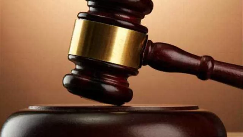 السجن المشدد ٦ سنوات لسائق لحيازته هيروين لترويجه بالعاشر