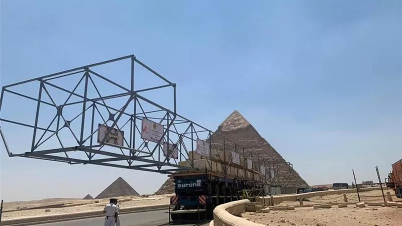 مفتاح: نجاح التجربة الأولى لكفاءة العربة المخصصة لنقل مركب خوفو الأولى