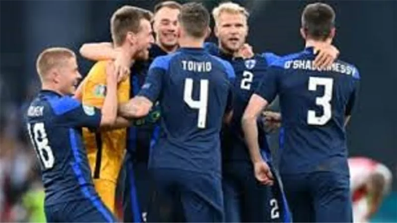 يورو2020: روسيا تتخطى فنلندا بهدف ميرانشوك