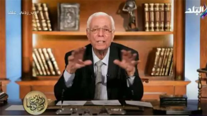 حسام موافي يحذر من الأكل خارج المنزل .. خطر علي الصحة يصيبك بالتسمم وجرثومة المعدة