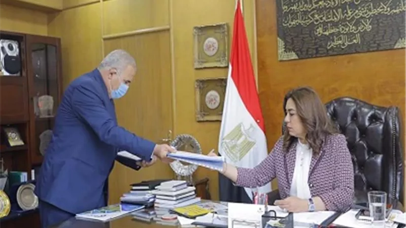 محافظ دمياط تعتمد نتيجة الشهادة الإعدادية بنسبة نجاح ٨٠.٣٠٪