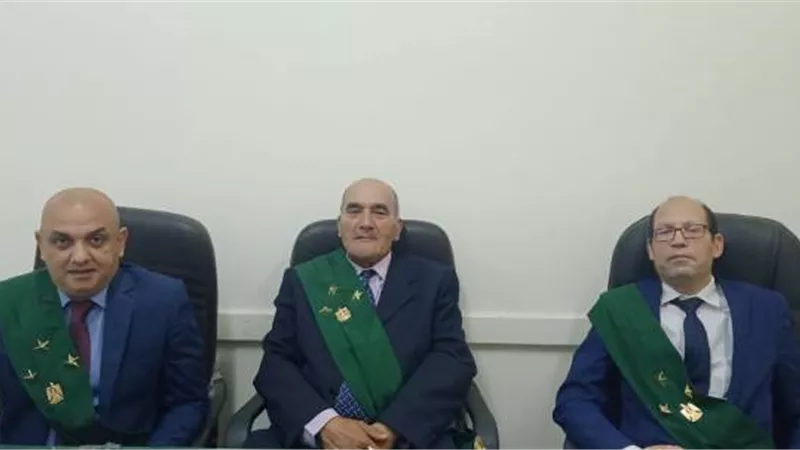 المشدد 15عاما لعصابة عبدالبصير استدرجوا مواطن في المنيا وسرقوه بالإكراه