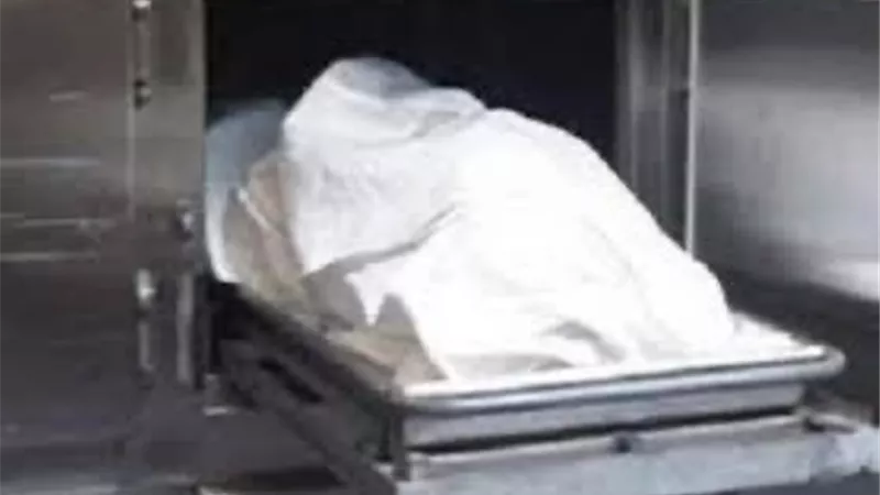 مصرع ربة منزل صدمها موتوسيكل علي طريق المنصورة