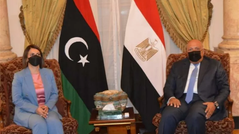 مؤتمر صحفي مشترك بين سامح شكرى ونظيرته الليبية .. بعد قليل