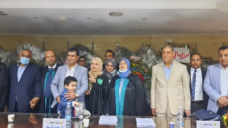 مبروك حصول د.اميرة على الماجستير بامتياز