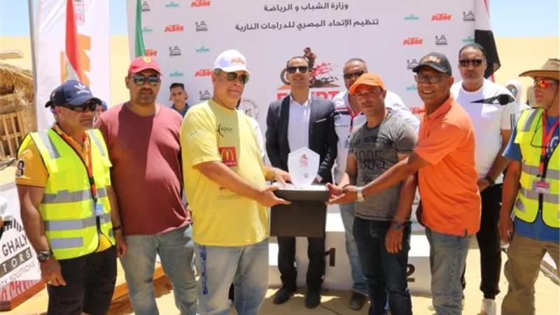 إنطلاق فاعليات المرحلة الثانية من رالي مصر للدراجات النارية بالفيوم ..صور