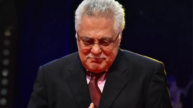 السوشيال ميديا تطالب نقابة الممثلين بتكريم توفيق عبد الحميد ومساندته بعد أزمة التاكسى
