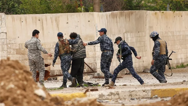 العراق تصدر 5 أحكام إعدام ومؤبد للقاضي الشرعي في داعش