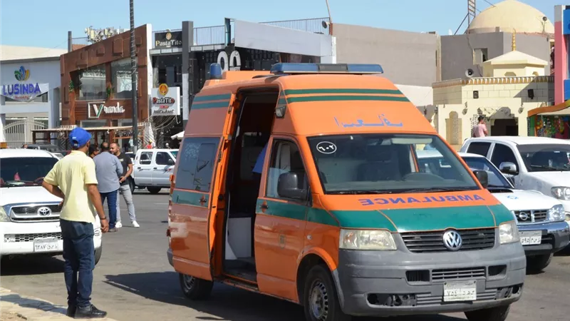 وفاة مواطن أثناء انتظاره داخل بنزينة بطريق الجلالة - القاهرة