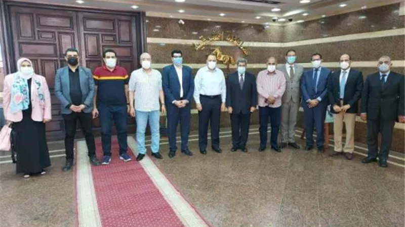 محافظ الشرقية يلتقي وفدا ًمن مركز المعلومات ودعم إتخاذ القرار بمجلس الوزراء