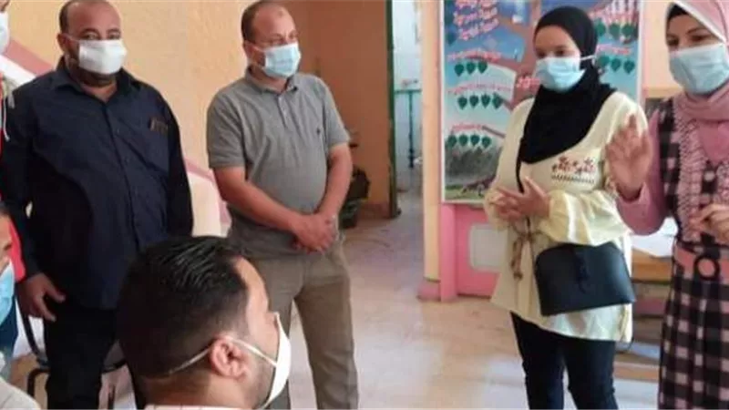 تزامنا مع امتحانات الدبلومات ندوة للتوعية بأضرار كورونا والفطر الاسود بمطروح