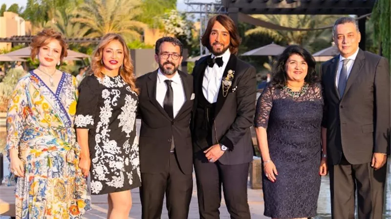 بمشاركة إلهام شاهين وليلى علوي.. البحيري يتألق بديفيليه مبهر في أسبوع الموضة الفرنسي ب 