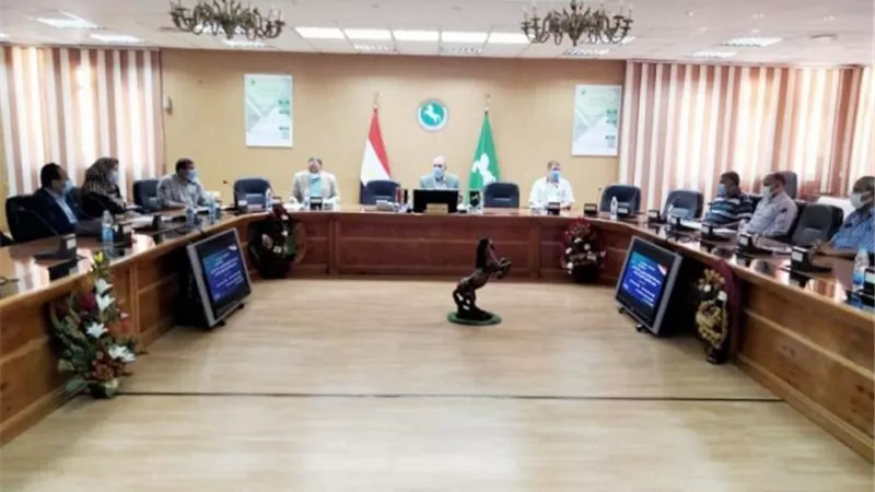 مساعدات مالية وفرص عمل للمواطنين بالشرقية