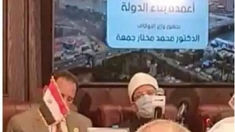 خشانة يعرض معاناة 25 ألف أسرة بأرض الأوقاف بالسويس ووزير الأوقاف يعد بالحل