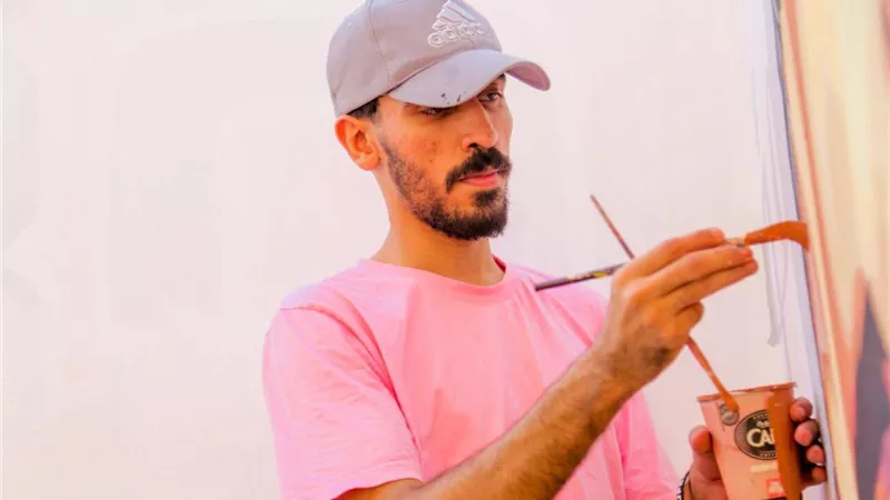 محمد مسعود: الموهبة شرط أساسي في احتراف الرسم على الجدران