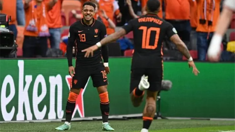 يورو 2020.. هولندا تتقدم على مقدونيا الشمالية بهدف فى الشوط الأول
