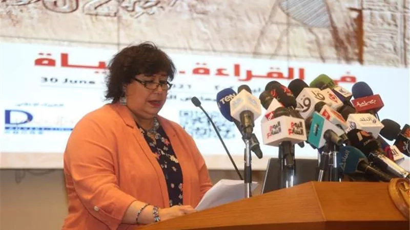 وزيرة الثقافة: رئيس الوزراء يفتتح المعرض٣٠ يونيو والجمهور مجانا بدء من ا يوليو