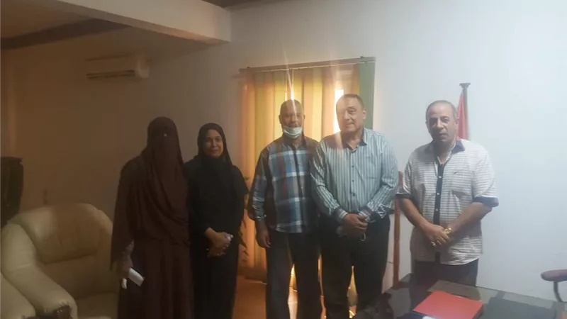 رئيس مدينة القصير يلتقى مدير فرع هيئة التأمين الصحي بالبحر الأحمر