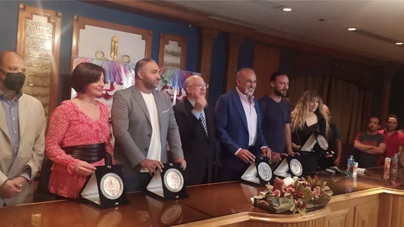 تكريم أسرة مسلسل 