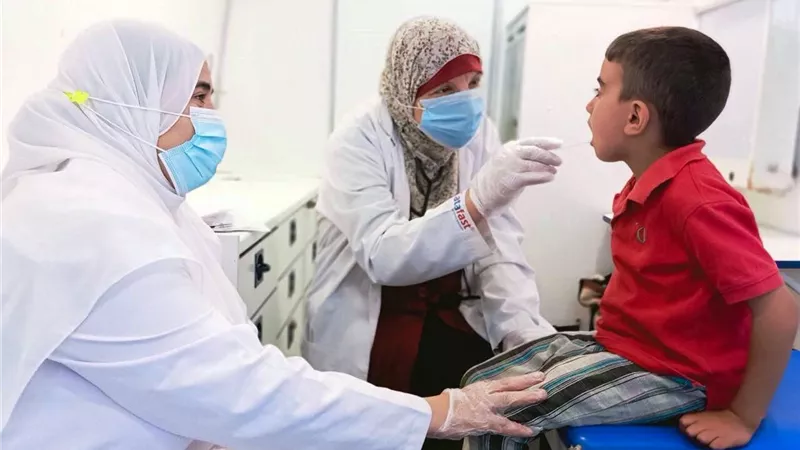 صحة المنيا : فحص وعلاج 1871 مواطنا بالمجان بقرية بنى صامت بالمنيا